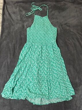 American Eagle Outfitters Green and White Floral Textured Dress